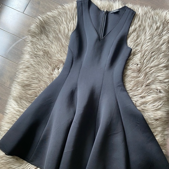 Club Monaco dress - Picture 4 of 9